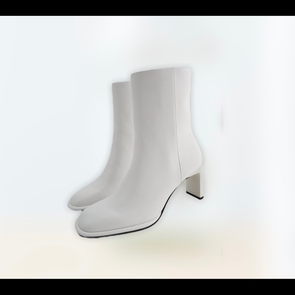 Boots - Picture 2 of 2